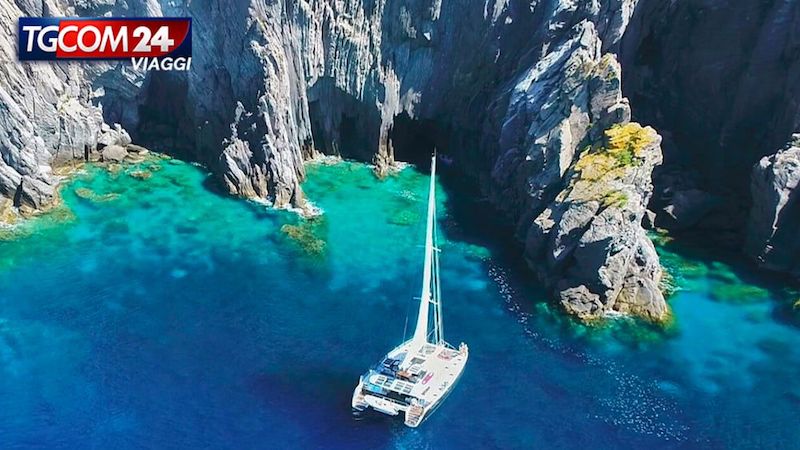 The Eolie islands: from Lipari to Vulcano, the beauties of Tirrean sea