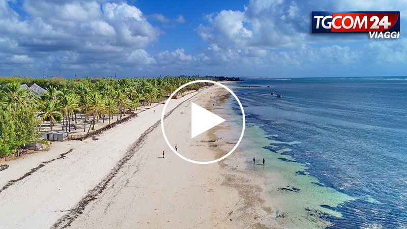 KENYA: THE SEASIDE