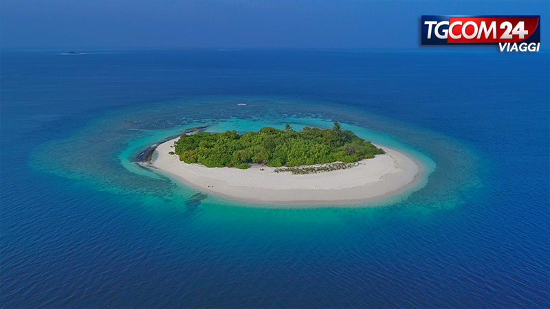 MALDIVES WITH DONNAVVENTURA: ATHURUGA & THUDUFUSHI
